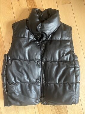 Zara Black Puffer Vest - faux leather